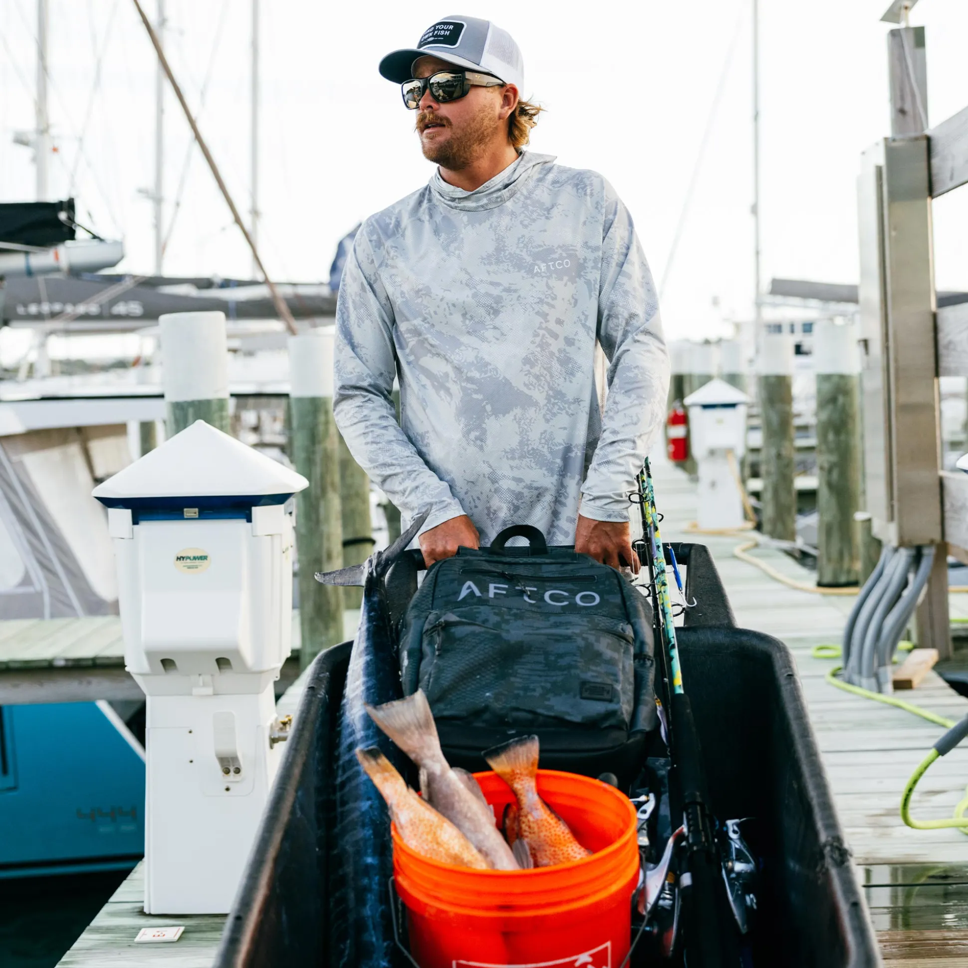 Adapt Phase Change Hooded Fishing Shirt | AFTCO