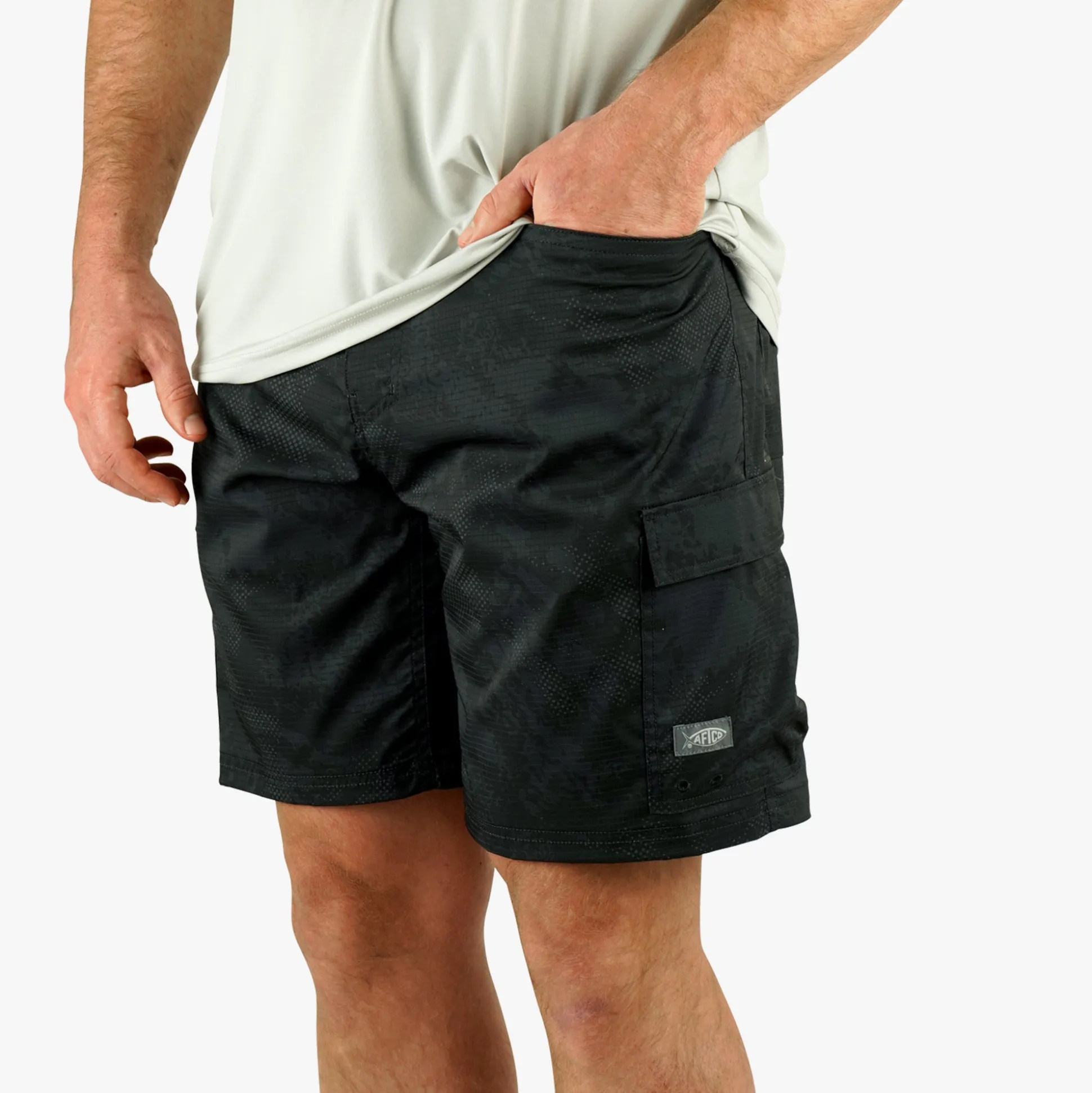 Deckhand Camo Fishing Cargo Shorts | AFTCO