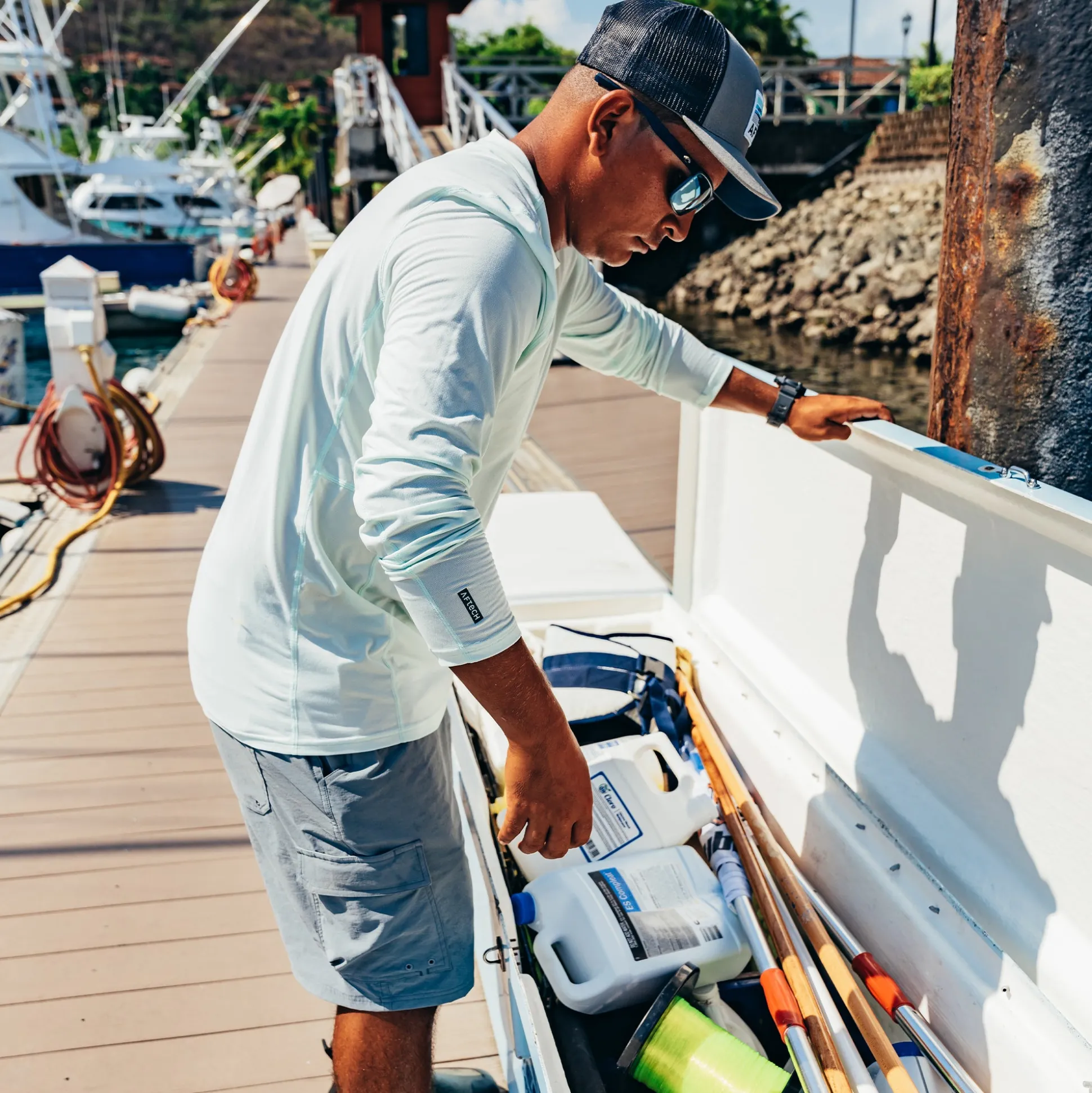 Deckhand Fishing Shorts | AFTCO