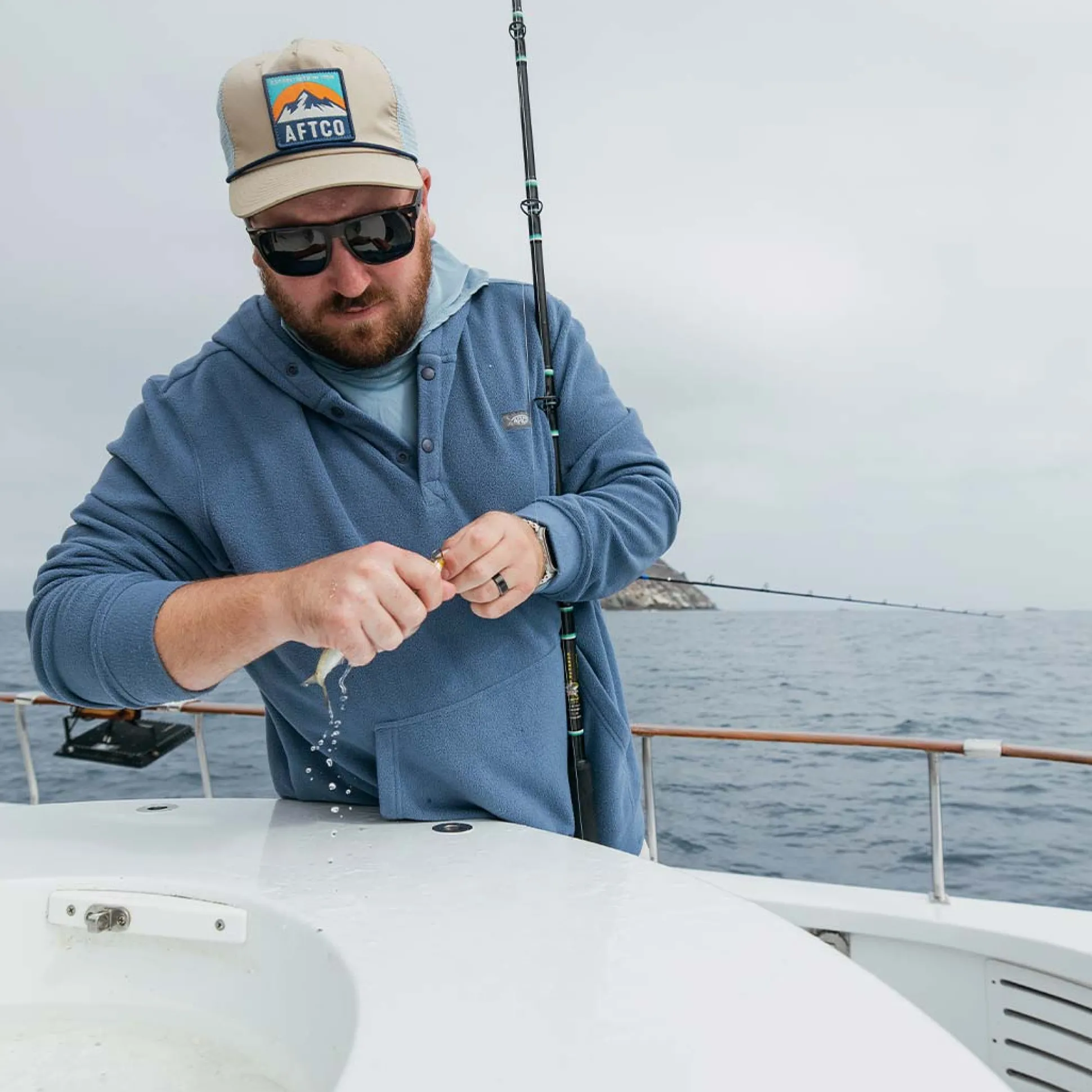 Fish Camp Pullover Fishing Sweatshirt | AFTCO