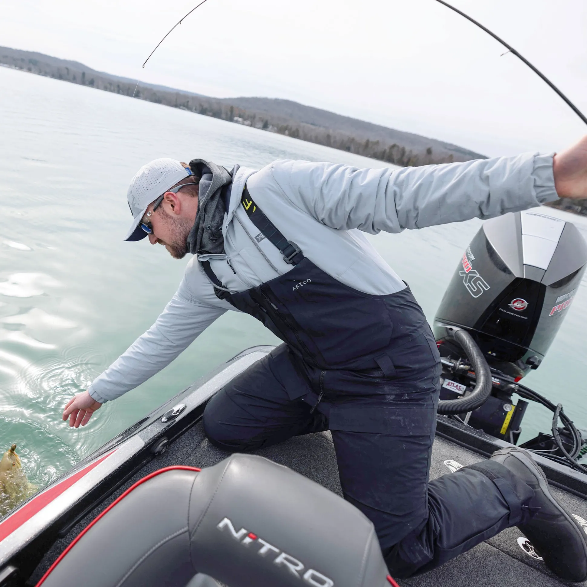 Fortress Fishing Bibs | AFTCO