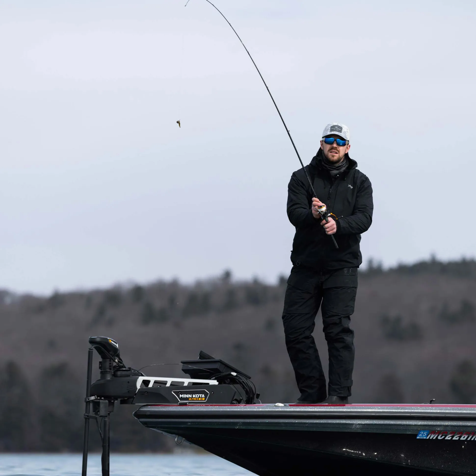 Fortress Fishing Bibs | AFTCO