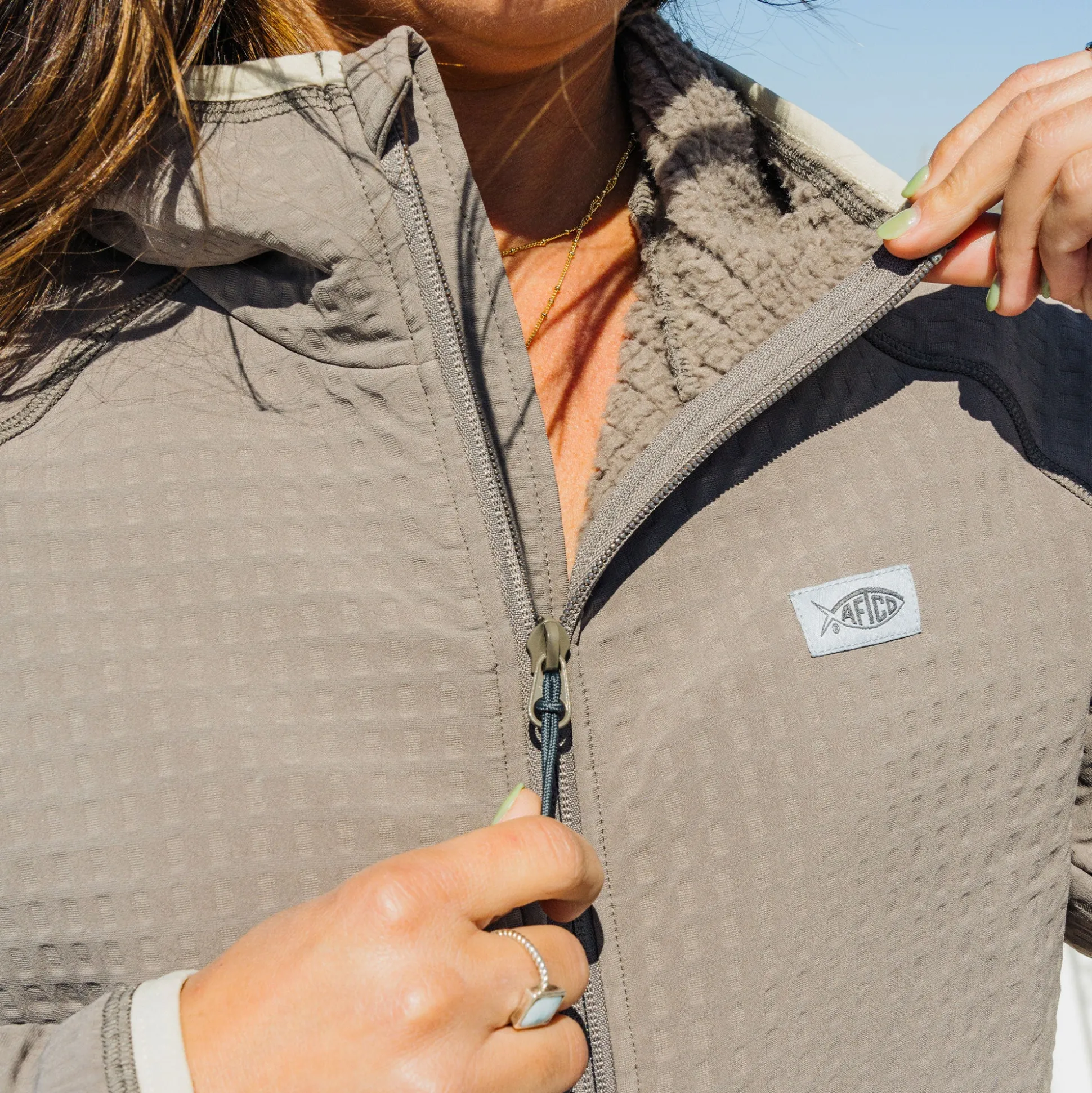 Women's ArmorLoft Fishing Sweatshirt | AFTCO