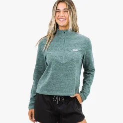 Women's Coastal Layer 1/4 Zip Fishing Pullover | AFTCO