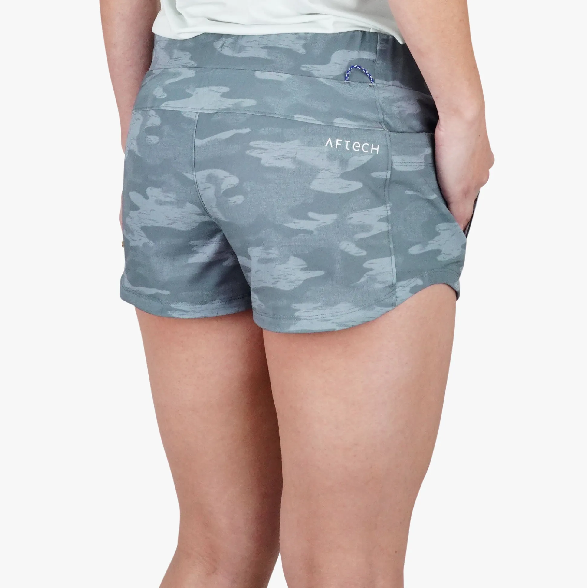 Women's Impact Camo Fishing Shorts | AFTCO