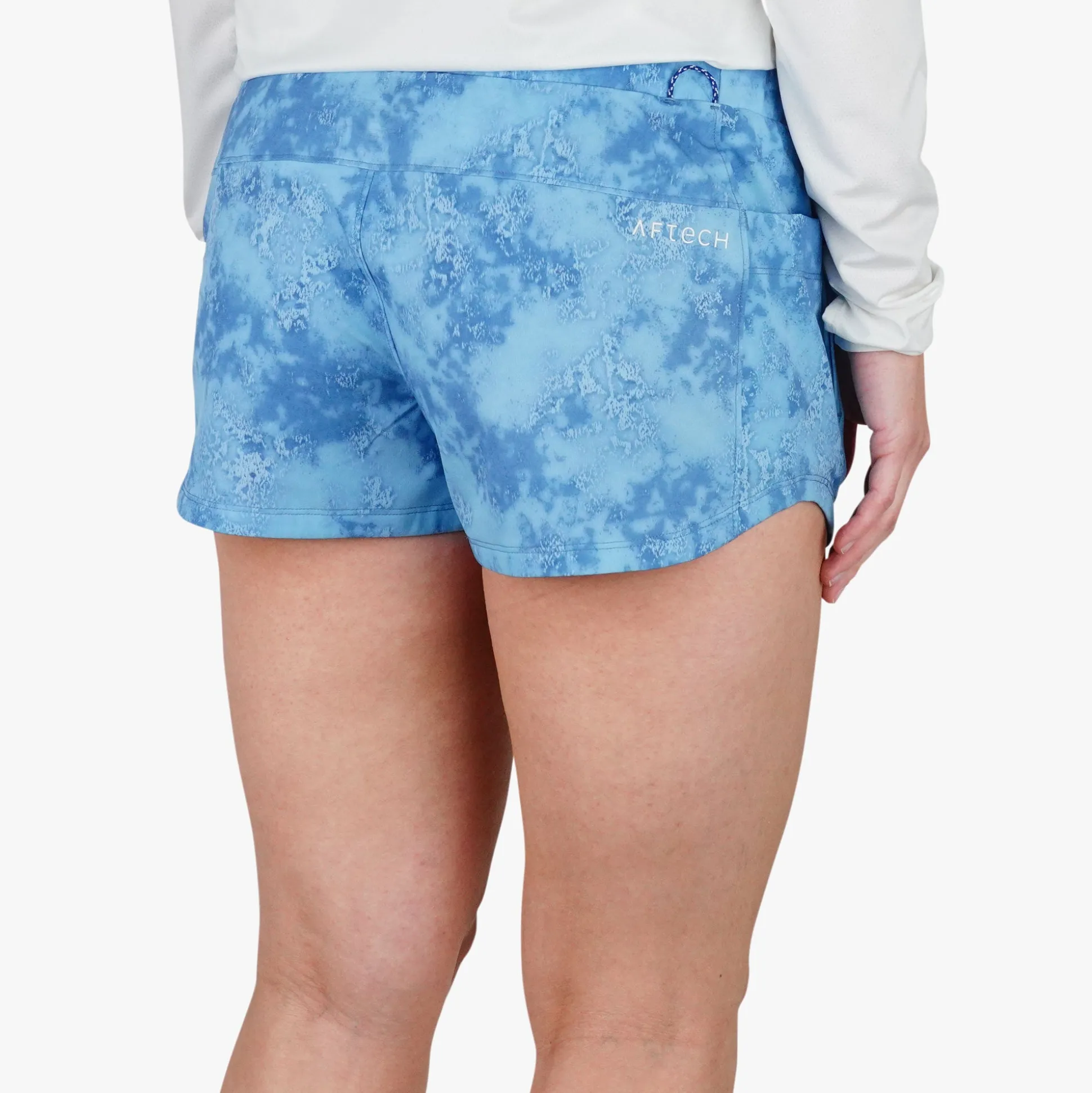 Women's Impact Camo Fishing Shorts | AFTCO